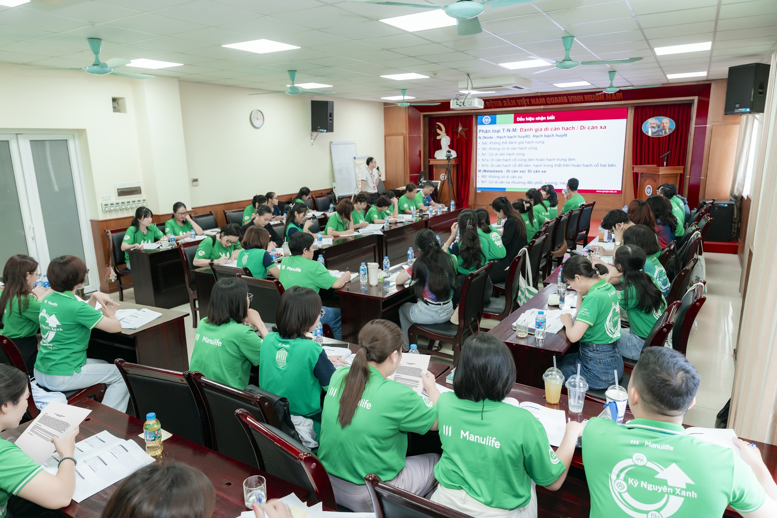Nâng cao kiến thức về sức khỏe cho tư vấn viên bảo hiểm: Xu thế tất yếu